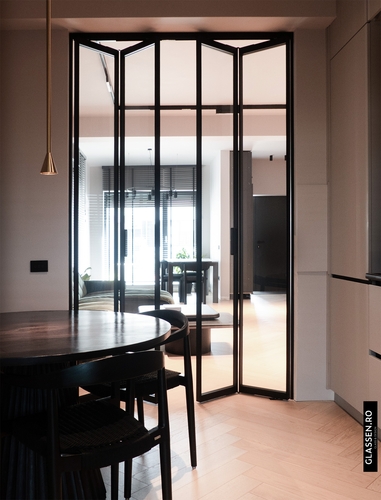 images/Usi_interior_sticla_armonice_riva__glassen_negru_5.jpg