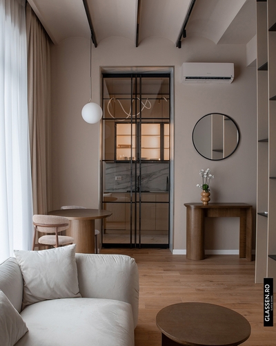 images/Usi_interior_sticla_pivotante_essenza_dublu_glassen_negru_5.jpg